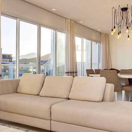 Mar De Fora 205 - Lindissima Cobertura Duplex - Piscina No Condominio - 100 Metros Da Praia De Mariscal. Bombinhas Zewnętrze zdjęcie